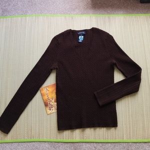 Dk. brown, cable knit, V-neck sweater, sz. Small